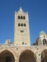 Morocandl1.jpg