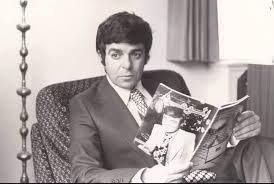 سمير صبري ابيض واسود.jpg