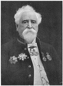 Maxim portrait.jpg