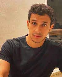 عصام عمر.jpg