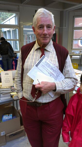 ملف:Kevin Crossley-Holland.jpg