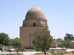 ضريح روح أباد.
