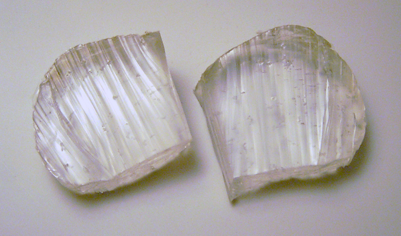 ملف:Oppanol b100.png