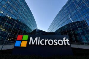 Microsoft-logo-builging.jpg