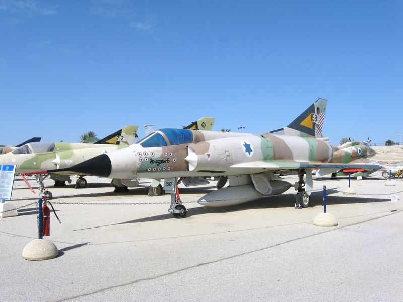 ملف:Hatzerim Mirage 20100129 1.jpg