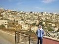 فتاة فلسطينية في صور باهر.