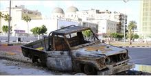 آثار المواجهات بين المحتجين والجيش في بنغازي 21 فبراير 2011.