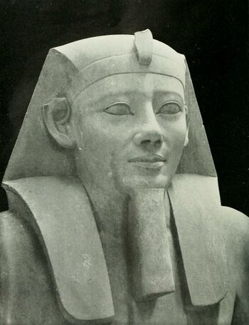 Statue of pharaoh Senusret I