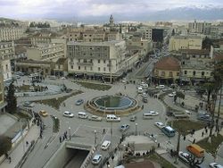 Tizi Ouzou Place de la poste.jpg