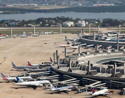 Riodejaneiro aerea aeroportogaleao-131756(cut).jpg