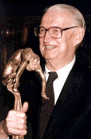 Marshall Clagett.jpg