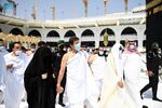 رئيس وزراء جمهورية باكستان الإسلامية يؤدي مناسك العمرة2.jpg