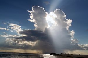 Cumulonimbus cloud (calvus-type)