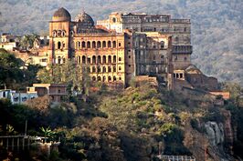 Mubarak Mandi Complex.jpg