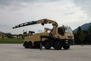 BIGPIC PICiveco bison ehw 200 sti riyadh 168.jpg