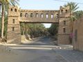 مدخل واحة قبلي على الطريق إلى البلدة القديمة