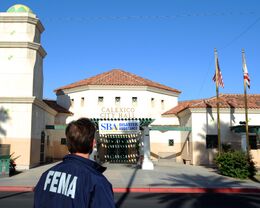 FEMA - 44128 - FEMA worker in California.jpg