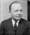 Gov. Harold E. Stassen LCCN2016877429 (cropped).jpg