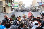 الجيش في مواجهة المحتجين في القطيف 11 مارس 2011