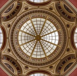 The dome of Room 34, the central octagon of the Barry Rooms
