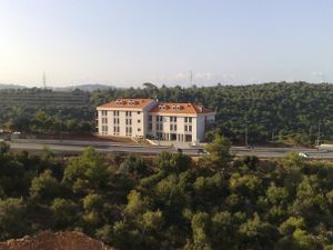 BAU housing.jpg