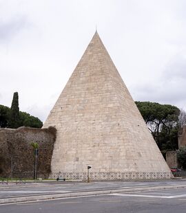 Pyramide 564.jpg