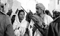 مشهد من فيلم معروف الاسكافي.jpg
