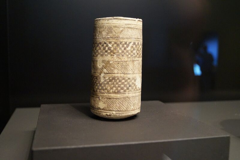 ملف:Keramik aus Iran.jpg