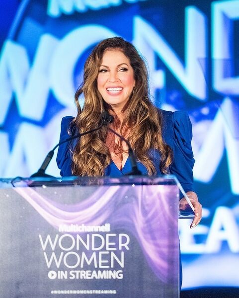 ملف:Lisa Guerrero keynote speaker.jpg