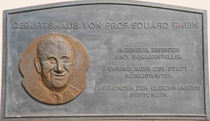 ملف:Eduard Rhein Gedenkplakette Geburtshaus.jpg