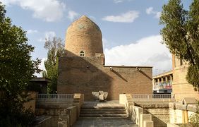Tomb of Esther and Mordechai، a tomb believed by some to hold the remains of Esther and Mordechai