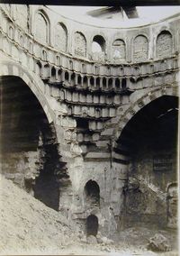 Hammam al-Sultan al-Mu'ayyad ICR0440.jpg