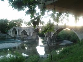 View of the Bridge of Arta over the Arachthos river
