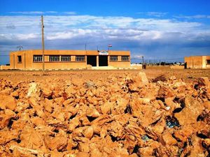 مدرسة عايد صغير.