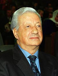 صورة للرئيس رابح بيطاط