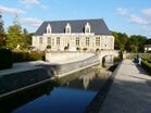 Joinville - (52) - Château du Grand Jardin - Vue depuis le canal.JPG