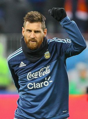 Lionel Messi 2017.jpg