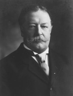 William Howard Taft - Harris and Ewing.jpg