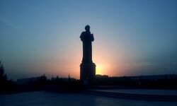 Navoi Alisher Navoiy haykali.jpg