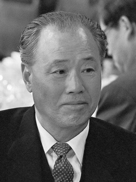 ملف:Zhao Ziyang (1985).jpg
