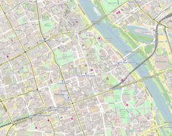 وارسو is located in وارسو