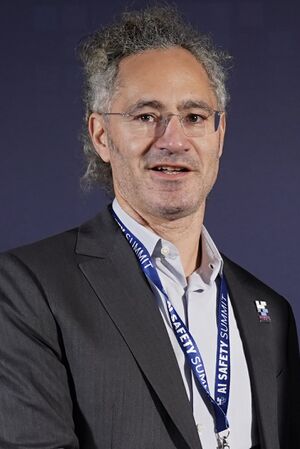 Deputy Prime Minister Oliver Dowden attends AI Summit (53302457013) (cropped).jpg