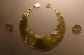 Gold lunula and discs, Ireland, 2200 BCح. 2200 BC