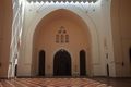 مسجد الملك سعود، جدة، يوجد إيوان في باحته الوسطى.
