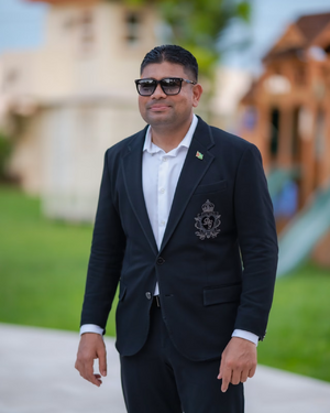 Azruddin Mohamed campaign portrait 2025.png