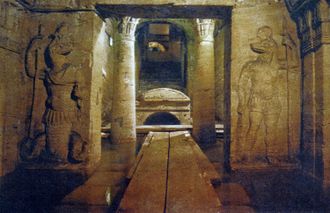 113KOM EL SHOQAFA CATACOMBS.jpg