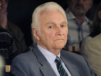 Arnold Rüütel (2001–2006) 10 مايو 1928 (العمر 97 سنة)