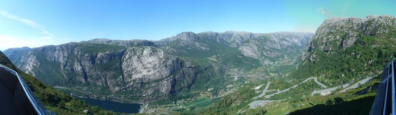 ملف:Lysebotn panorama.jpg