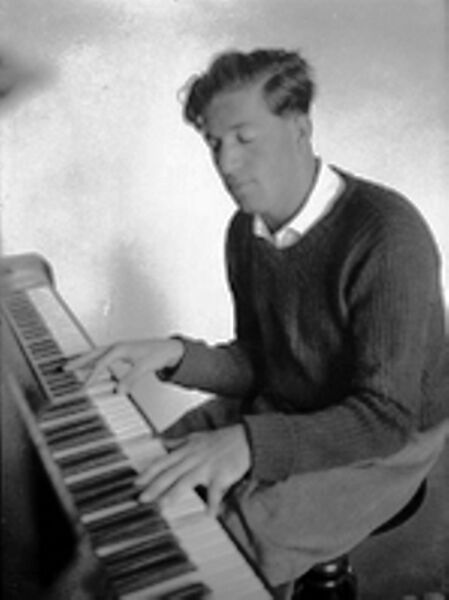 ملف:Tardos Béla.jpg