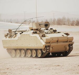 ناقلة جند مدرعة.jpg